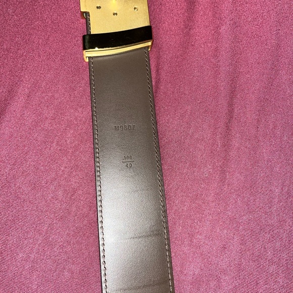 AUTHENTIC LOUIS VUITTON LV Initials M9807 Belt- size 100/40 - Picture 4 of 4